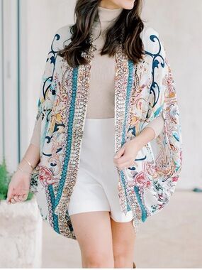 Blakeline Bubble Cape: Versailles